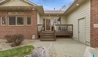 1609 S Locust Ave, Brandon, SD 57005