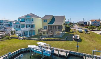 1711 E Fort Macon Rd, Atlantic Beach, NC 28512