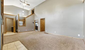 714 Hazel St, Auburn, IN 46706