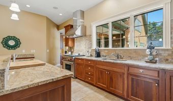 1026 Essex St, Bangor, ME 04401