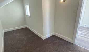 37 E Gloucester Pike 1, Barrington, NJ 08007