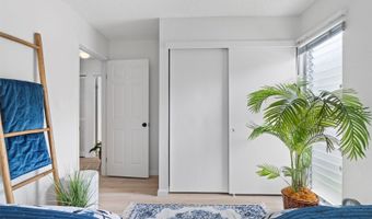 7528 Olili Pl, Honolulu, HI 96825