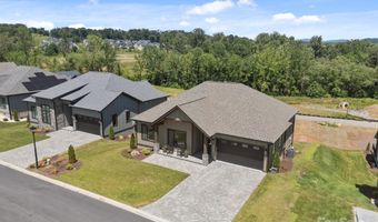 318 Avery Trail Dr, Arden, NC 28704