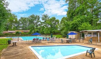 4931 AMERICANA Dr 4931B, Annandale, VA 22003