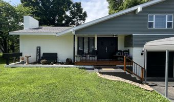 508 E Kirkwood Dr, Aurora, MO 65605