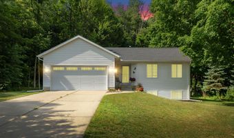 152 Summit Dr, Allegan, MI 49010