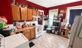 42 Lincoln Ave, Amsterdam, NY 12010