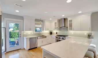 172 Osborne Ave, Bay Head, NJ 08742