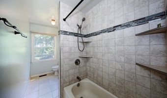 421 7th Ave, Atlantic Highlands, NJ 07716