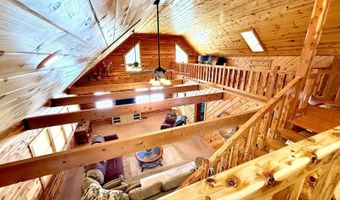 300 Round Up Ln, Bakersfield, MO 65609