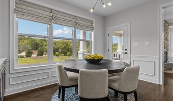 207 Monterey Ct, Adams Twp., PA 16046