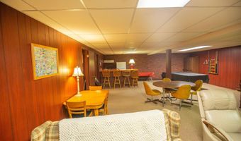 408 S Hall St 8, Algona, IA 50511