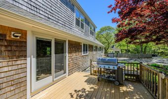 284 Bragg's Ln, Barnstable, MA 02630
