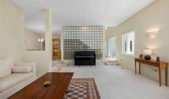 29 Dennell Dr, Lincoln, RI 02865