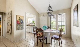 2208 2210 Oakwood Ave, Bentonville, AR 72712