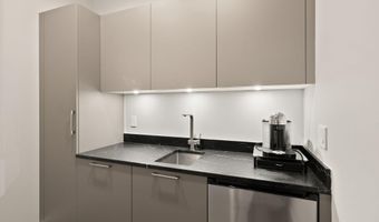 3100 N MONROE St, Arlington, VA 22207