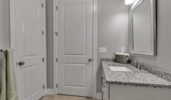 295 Northill Dr B, Amherst, NY 14221