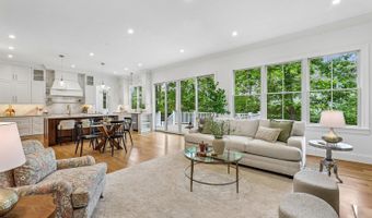 7926 BOLLING Dr, Alexandria, VA 22308
