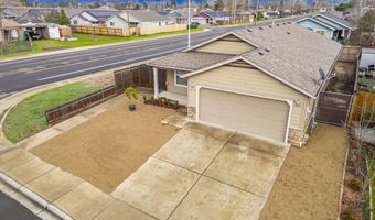 3670 29th St, White City, OR 97503