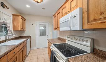 614 S 7th St, Atchison, KS 66002