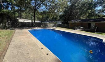 1522 Chris Dr, Benton, AR 72015