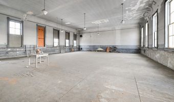 419 2nd St, Aurora, IN 47001