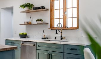 207 Kingsbury Dr, Aptos, CA 95003