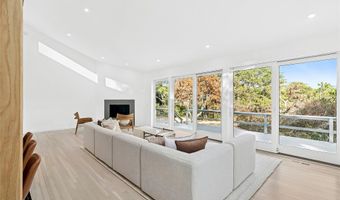 37 Gilberts Path, Amagansett, NY 11930