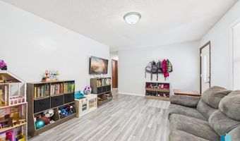 318 Elm Ave, Baltic, SD 57003