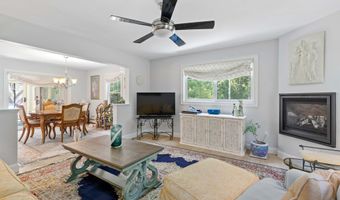 49 Hadlock Rd, Falmouth, ME 04105