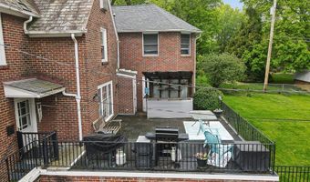 705 Overlook Dr, Alliance, OH 44601
