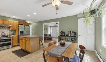 277 Parker Mountain Rd, Barrington, NH 03825