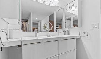 3301 N Country Club Dr 607, Aventura, FL 33180