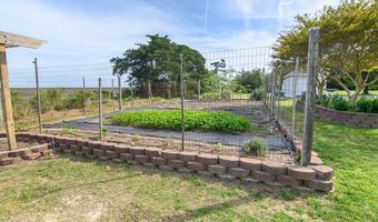 26156 HENRYS POINT Ln, Accomac, VA 23301