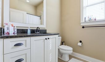 608 Cottage Ln, Benton, AR 72019