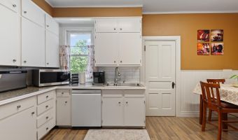 403 Finch St, Adrian, MI 49221
