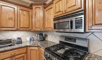 7426 Peach Blossom Dr, Benton, AR 72019