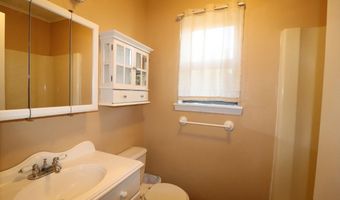 405 Hawkins St, Batesville, AR 72501