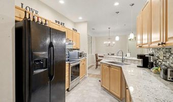 933 Sandringham Dr 933, Alpharetta, GA 30004