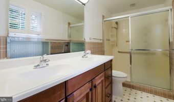 1810 HEMLOCK Cir, Abington, PA 19001