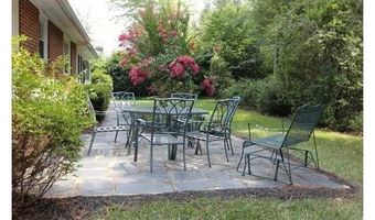 13031 Fairway Ln, Ashland, VA 23005