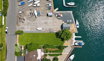 35 Shore Rd, Amityville, NY 11701