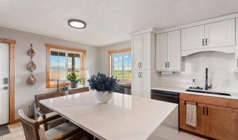 9 OSWEGO Trl, Boulder, WY 82923