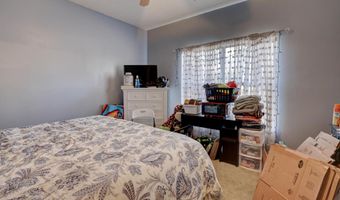 614 E 14th St, Baxter Springs, KS 66713