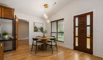 1808 SW D St, Bentonville, AR 72712