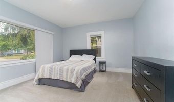 518 N LOCUST St, Adrian, MI 49221