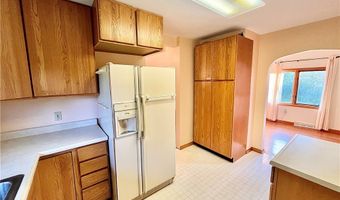 8238 Center Rd, Ashtabula, OH 44004