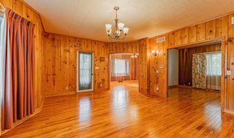102 S Oak St, Arrowsmith, IL 61722