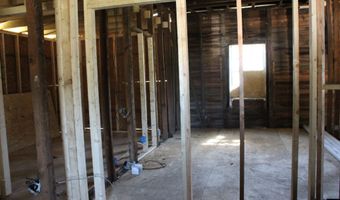 339 Atlanta St, Barnesville, GA 30204