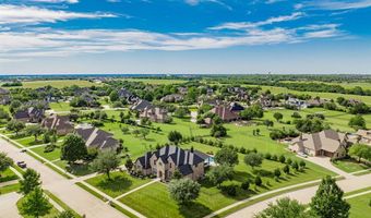 13 Kensington Dr, Heath, TX 75032